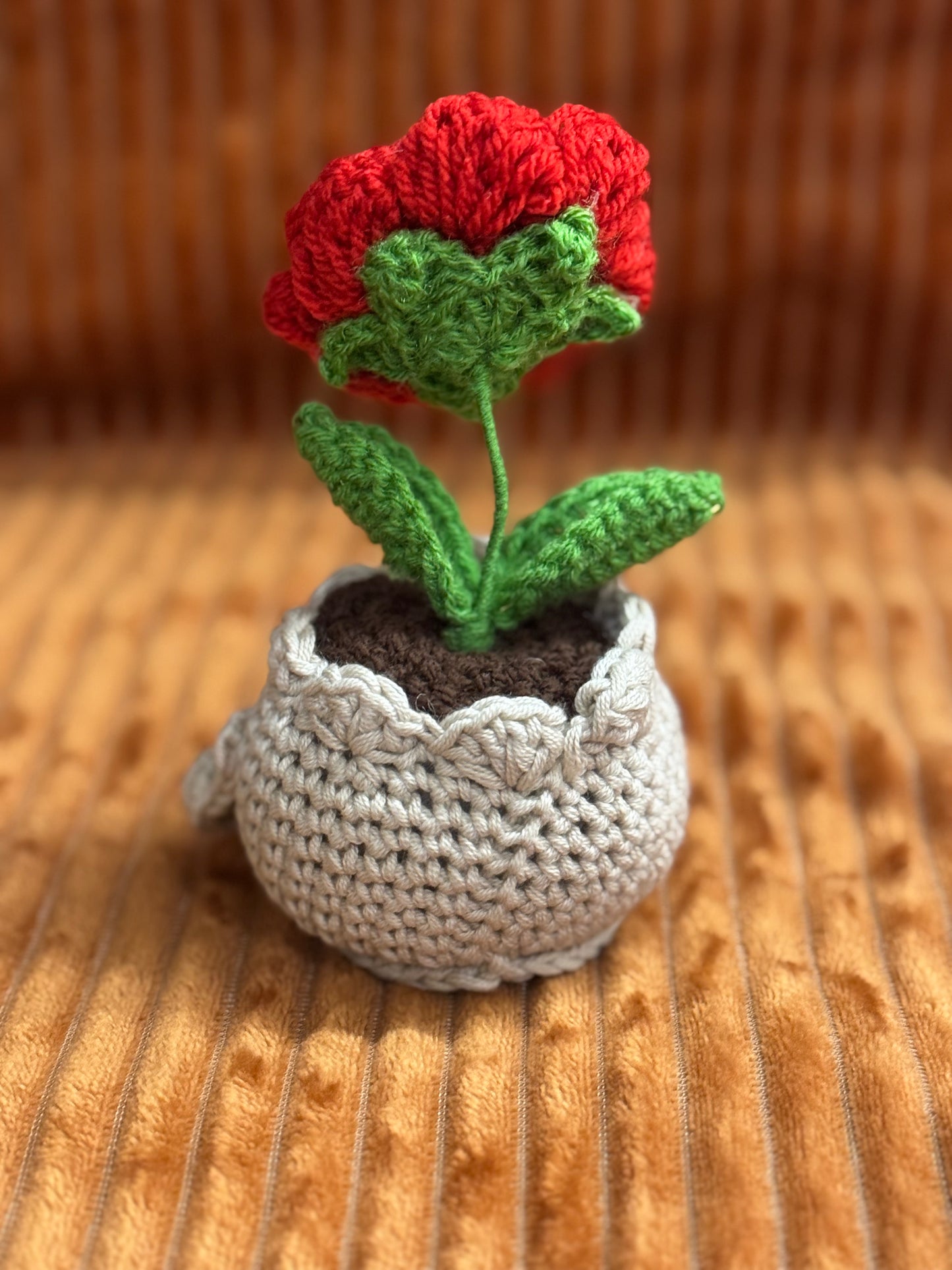 Knot a Rose Pot